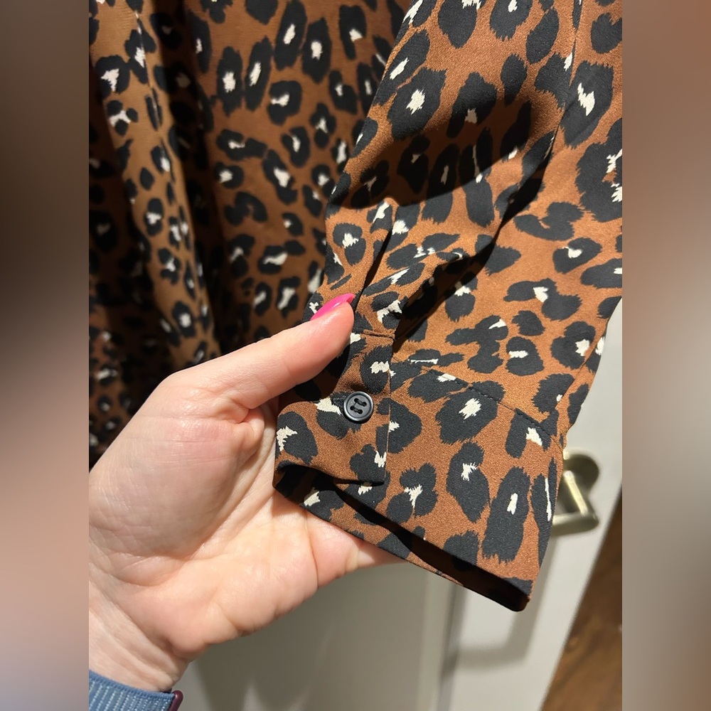 Leopard Blouse - Picture 2 of 7